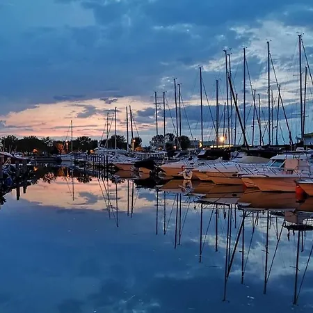 Perfect Flat Near The For 6 Porto Santa Margherita